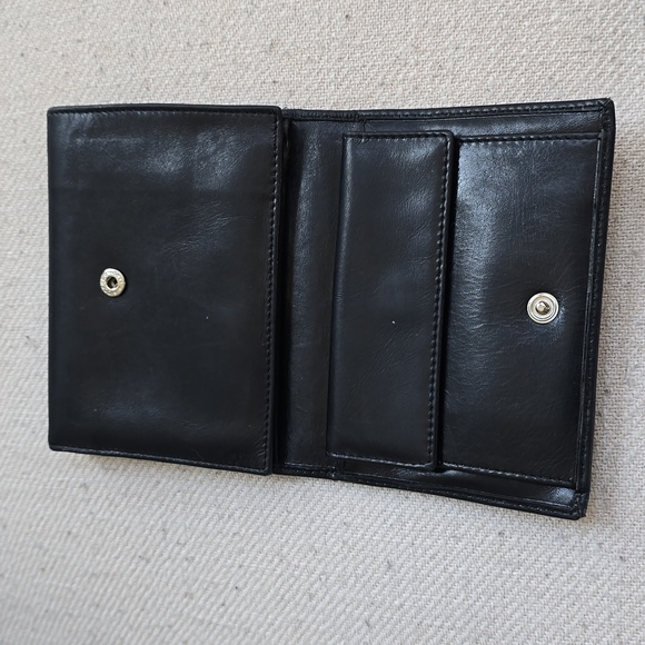 Prada leather wallet - Picture 4 of 9